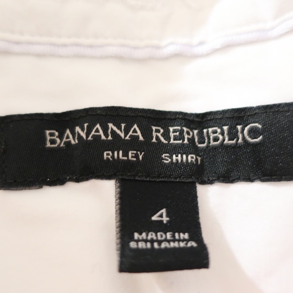 Button down Collar Tank (Banana Republic) || 4 - Picture 2 of 2